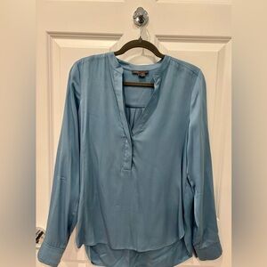 Size 6 Vince elegant blue silk blouse